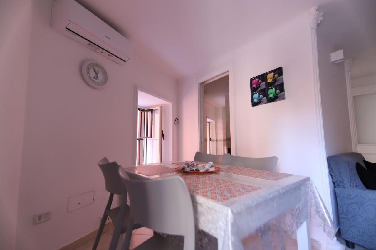 Apartmán Casa In Piazza Neapol Exteriér fotografie