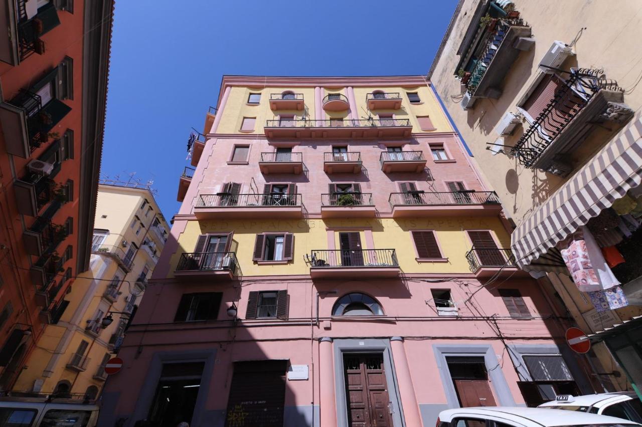 Apartmán Casa In Piazza Neapol Exteriér fotografie
