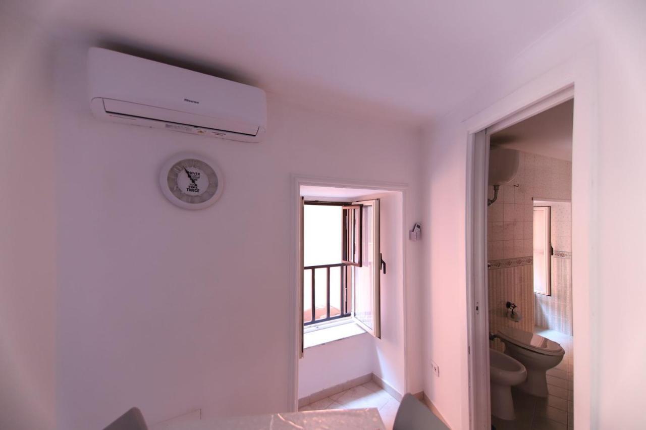 Apartmán Casa In Piazza Neapol Exteriér fotografie
